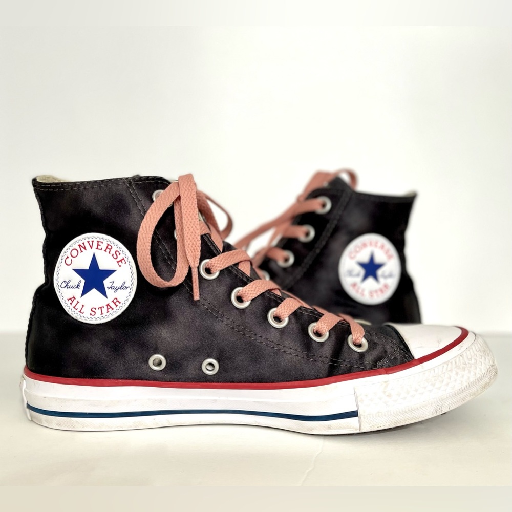 EUC Black SATIN Converse All Stars Chuck Taylor High Tops Pink laces sz 7